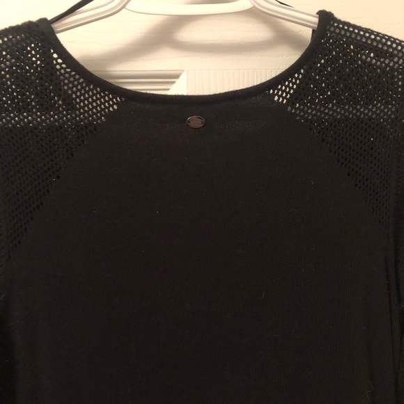 Guess Long sleeve shirt with sexy cut out - Picture 4 of 5